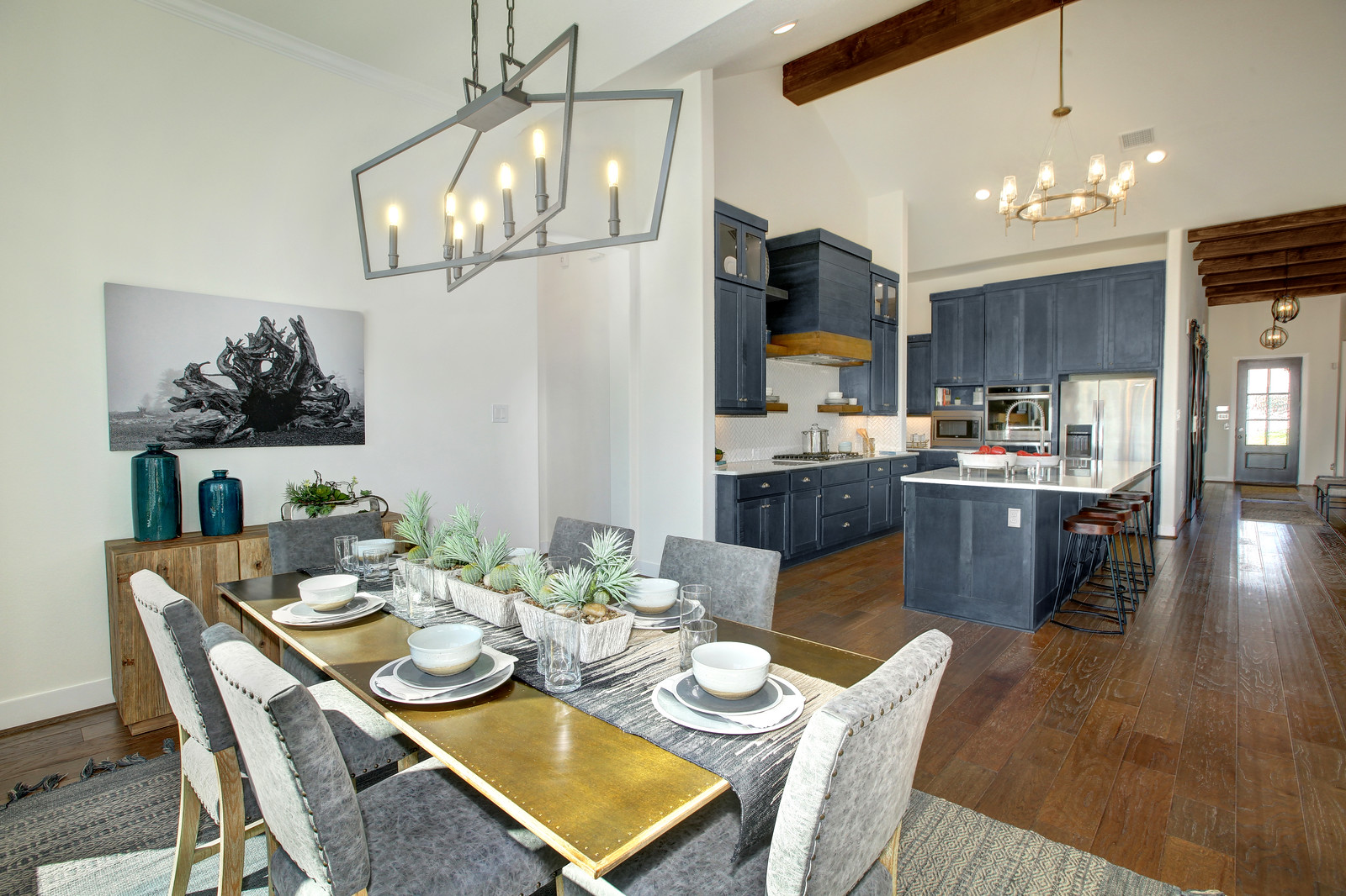 FFC-0003-1A_Presley III_Dining 01-X3